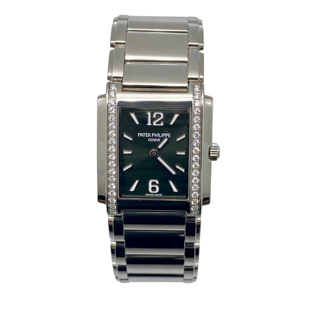 Patek Philippe 4910/1200A-011